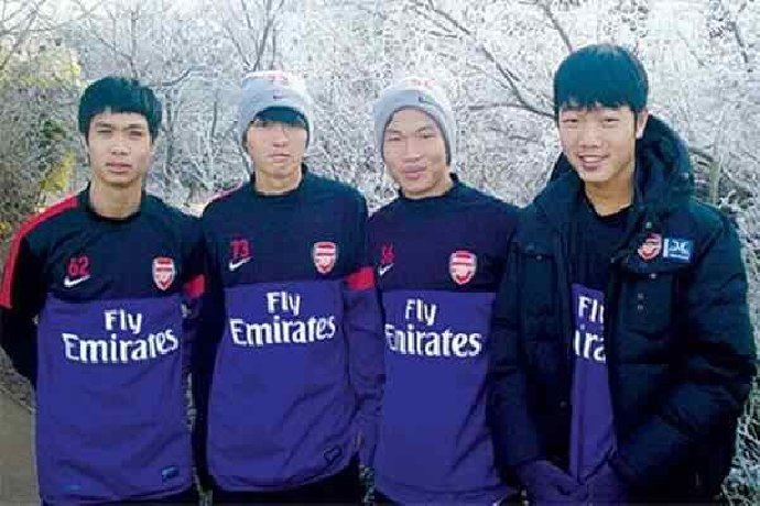 Cầu thủ Việt Nam sang Arsenal đã giải nghệ