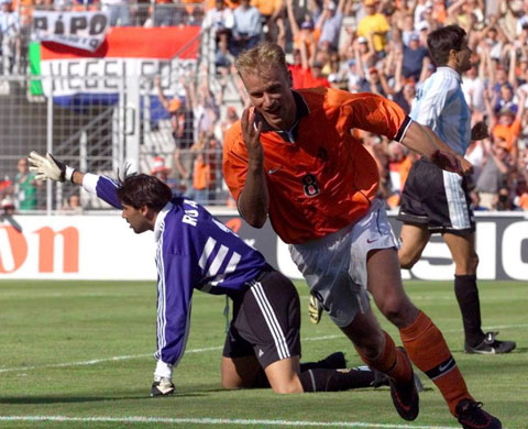World Cup 1998: Hà Lan 2-1 Argentina, ngả mũ trước 