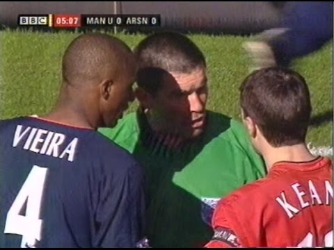 Premier League 2004/2005: Arsenal 2-4 Man Utd, xem lại vẫn gai người